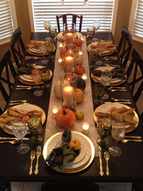Pin By Kathy On Idea Board Thanksgiving Dinner Table Decorations Thanksgiving Table Settings
