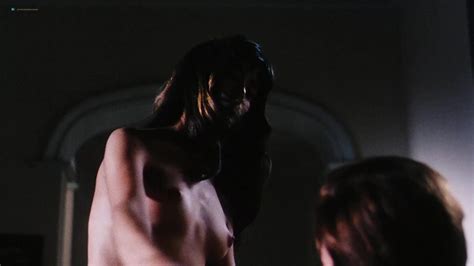 Nude Video Celebs Lisa Barbuscia Nude Serpents Lair