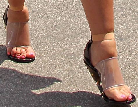 28 Celebs With Ugly Feet Gross Corns And Crusty Hammer Toes