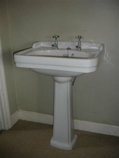Nice Traditional Bathroom Sink And Pedastal With Taps In Budleigh