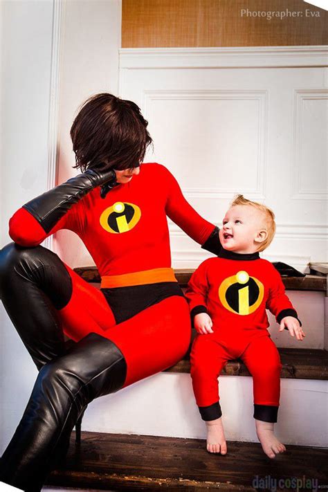 Elastigirl And Jack Jack From The Incredibles The Incredibles Incredible Jack Jack And Jack