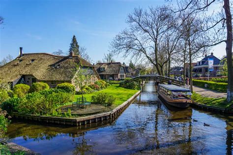 Giethoorn Netherlands Should You Visit It Travel Guide