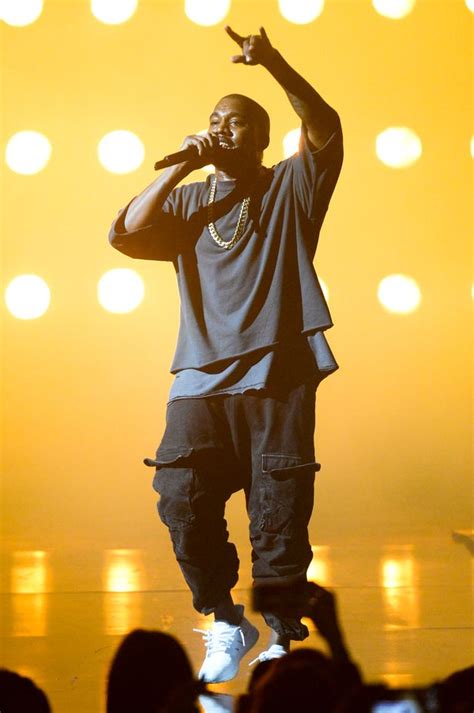 Kanye West Lights Up The Stage With A Rockin Performance After Being