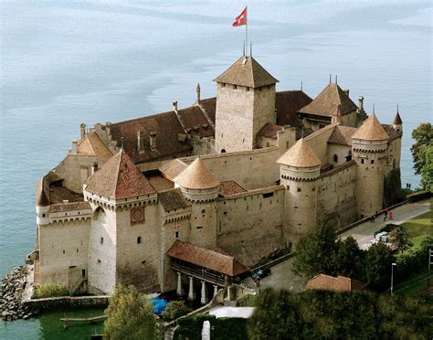 Chateau De Chillon The Switzerland Historic Building Which Offers A