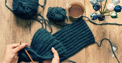 Knitting for Beginners: Everything You Need to Get Started | Hobby Help