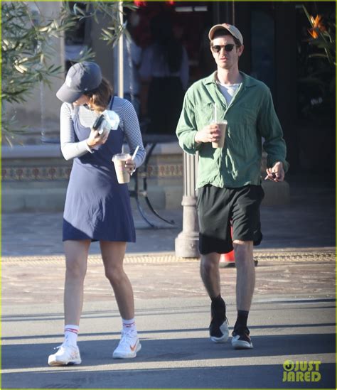Andrew Garfield Spotted Doing An Armpit Check For Girlfriend Alyssa Miller In New Photos Photo