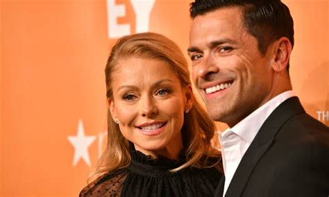 Kelly Ripa And Mark Consuelos Reveal Realities Of Their Height