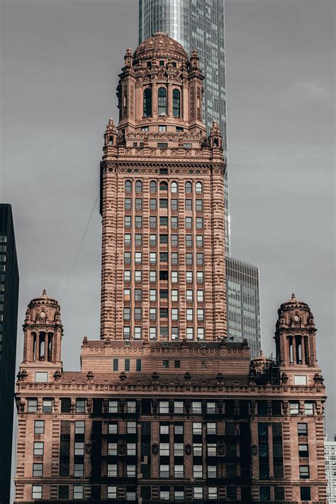 Historic Building In Chicago · Free Stock Photo
