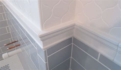 Complete bathroom Schluter systems products, Part 5 installing Cornice