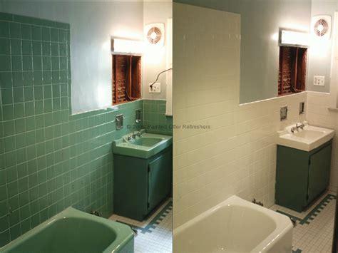 A dated bathroom is a very sad thing—and a costly one to renovate—which is why we're sort of but a third option—reglazing tile, tubs, and sinks—has crept onto our radar, a fix that requires neither the. Before & After « Bathtub Refinishing - Tile Reglazing ...