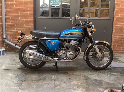 All cb series motorcycles have inline engines. Honda CB 750 Four (1976) für 9.400 EUR kaufen