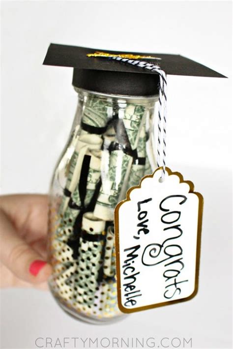 What is a good gift for 8th grade graduation. 15 DIY Graduation Gift Ideas for your grad! | Make and Takes