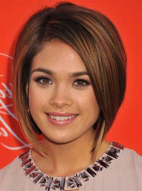 25 Gorgeous And Flattering Short Hairstyles For Round Faces Haircuts And Hairstyles 2021