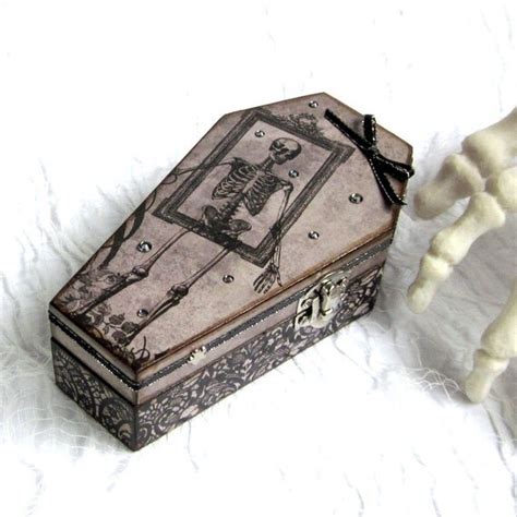 Small Coffin Box Halloween Ring Box T Box Trinket Box Goth