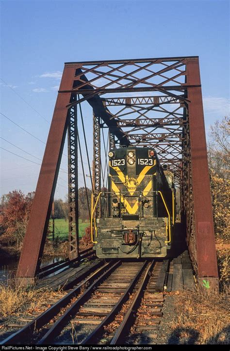 Cnj 1523 Central Railroad Of New Jersey Emd Gp7 At Flemington New