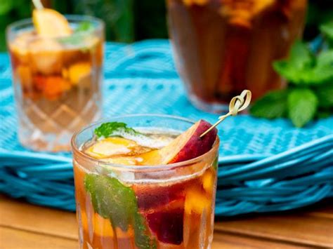 Boozy Bourbon Peach Summertime Smash Cocktail Recipe Hgtv