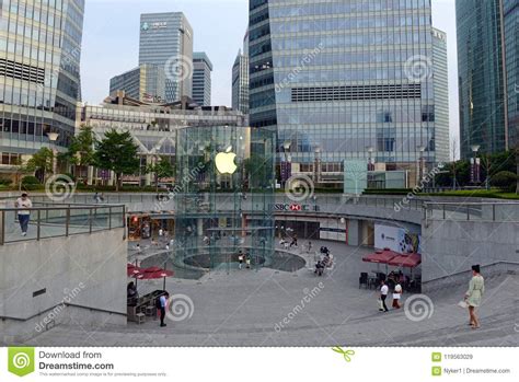 Apple Store In The Ifc Center In Shanghai China Editorial Stock Image