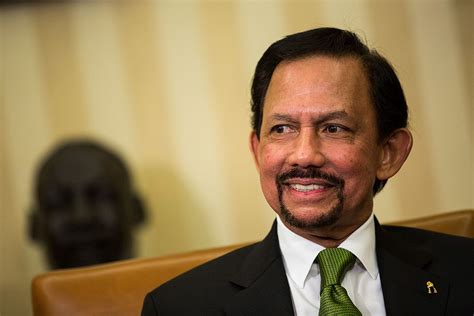 Sultan hassanal bolkiah net worth is estimated to be around of $20 billion. The Real Richest Man in the World and 16 Other Secret ...