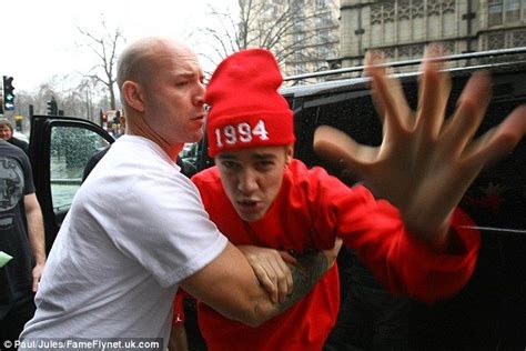 Losing It Justin Later Blamed His Actions On A Rough Week Chris Brown Justin Bieber Fotos Do