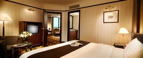 Wide glass windows in each room offer a panoramic view of the majestic 'blue mosque' or garden city of shah alam. OUR ROOMS - Deluxe Suite Room Shah Alam Hotel - Grand ...
