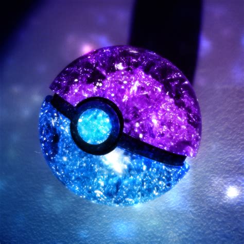 An Image Of A Purple And Blue Pokemon Ball