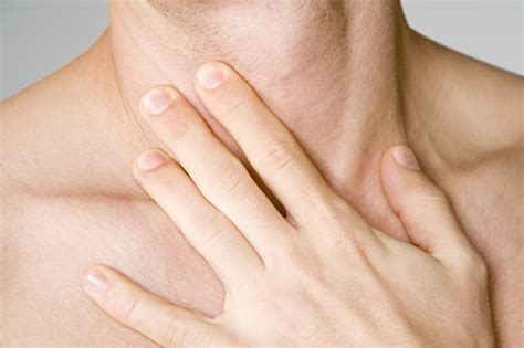 5 Possible Causes Of A Burning Throat