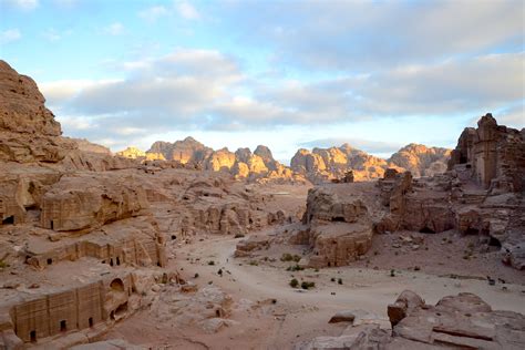 The Hidden Valleys Of Petra Jordan Dont Complain Travel