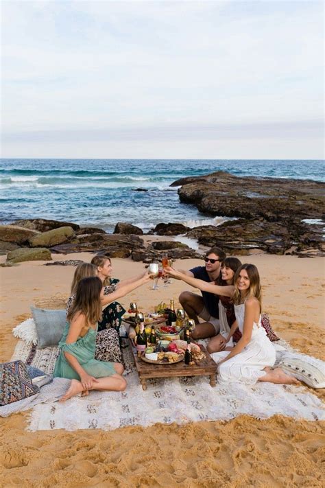 pin by chene botha on sisterhood romantic beach picnic picnic party beach picnic