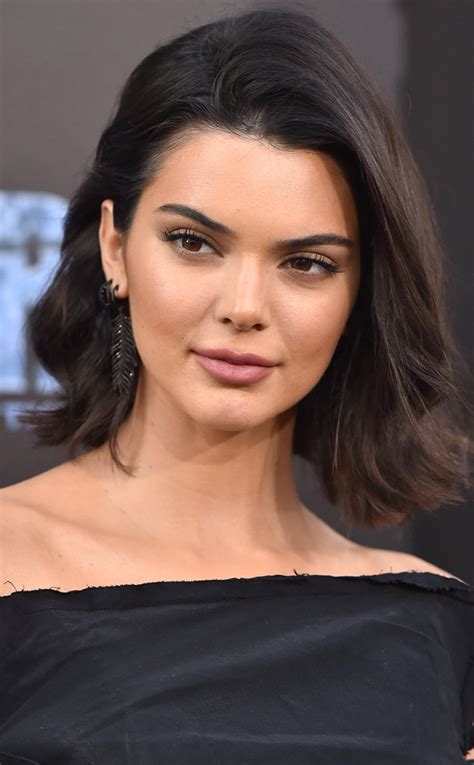 Even when, she's chatting with her pal, kendall jenner. Kendall Jenner Shared Her Quarantine Life With Bieber And ...