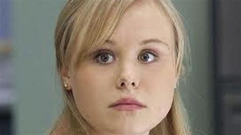 Alison Pill Topless Tweet An Accident For Newsroom Actor Kind Of