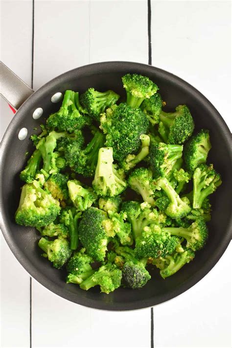 How To Cook Frozen Broccoli On The Stovetop Karinokada