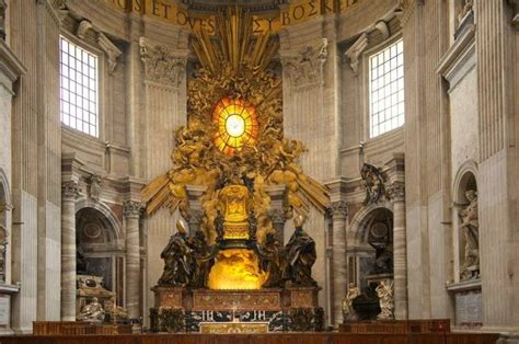 In san pietro, however, it interfaced with something new; Che cosa vedere nella basilica di San Pietro in Vaticano