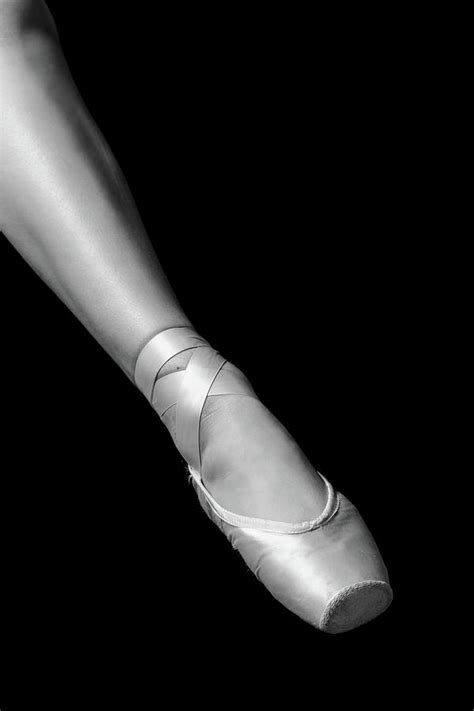 Ballet En Pointe Photograph By Michelle Whitmore Fine Art America