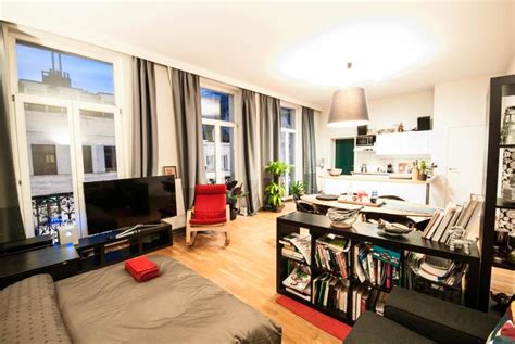 Beautiful Central Brussels Apartment Has Washer And Housekeeping