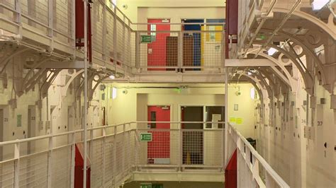 Inspectors Find Glasgows Barlinnie Jail Not Fit For Purpose Bbc News