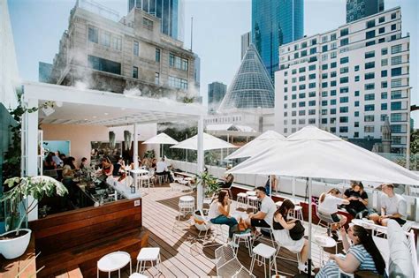 Melbourne's Best 5 Rooftop Bars | Best In The CBD