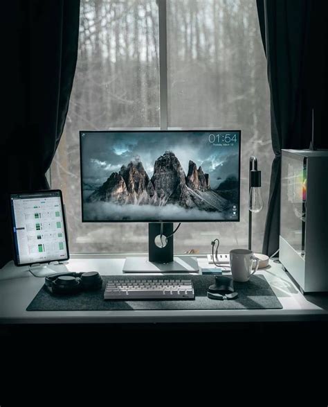 Minimal Dream Home Workspace With A View X Modern Pc Setup Amazing