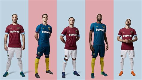 Premier league sun, 21 feb 12:00. Premier League: Camisetas West Ham United 2018-19