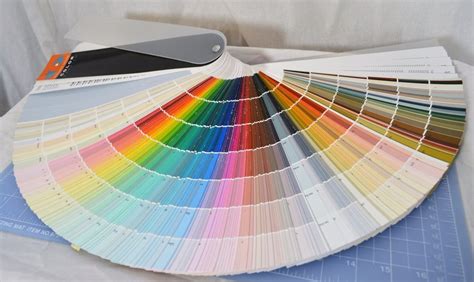 Benjamin Moore Paint Sample Swatch Fan Deck Preview Color Palette Woff