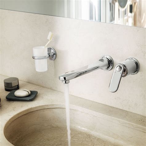 This is another kind which requires your attention. Wall Mounted Bathroom Faucets