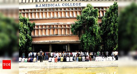 One Lakh Rt Pcr Tests Completed At Bj Medical College Ahmedabad News