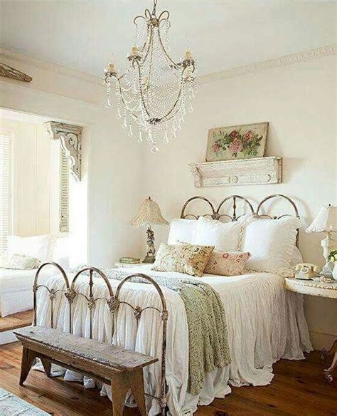 55 Rustic Shabby Chic Bedroom Decorating Ideas