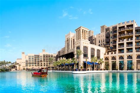 A Beautiful Luxury Hotel In Most Famous Resort Madinat Jumeirah In