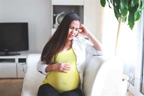 ●feelings of hopelessness, wanting to. Frequent Bowel Movements During Pregnancy: Third Trimester ...
