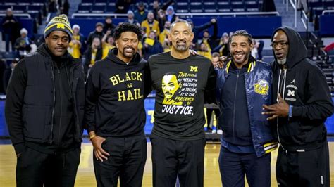 Look Michigans Fab Five Reunite At Crisler Center For First Time In