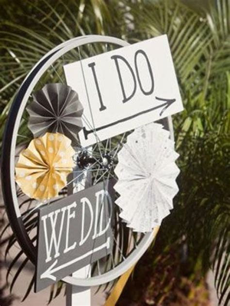 How To Incorporate Bicycles Into Your Wedding Decor 25 Ideas