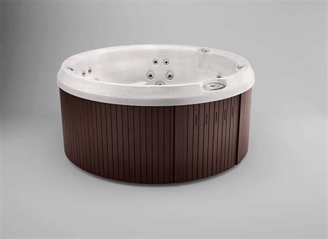 J 210 5 Person Hot Tub Ultra Modern Pool And Patio
