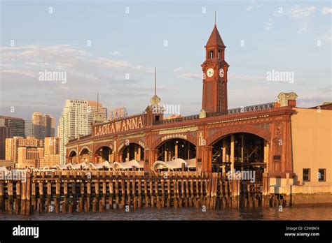Hoboken New Jersey Hi Res Stock Photography And Images Alamy