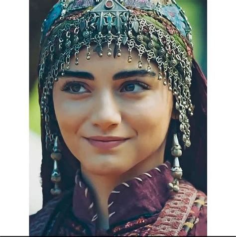 Pin By Kh On Best Actors Turkish Women Beautiful Turkish Beauty