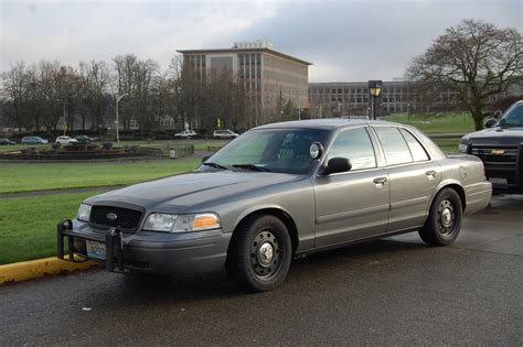 Issaquah Police Unmarked Ford Crown Victoria An Unmarked Flickr